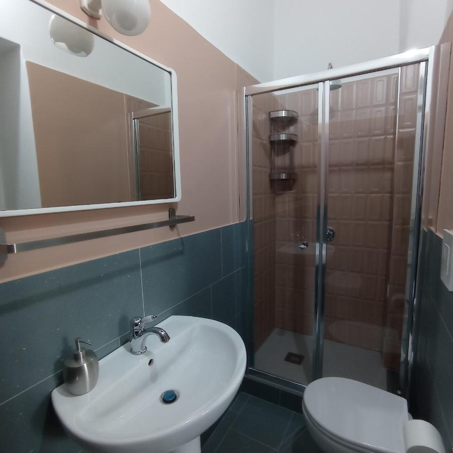 Hotel La Casa Nova à Naples Extérieur photo