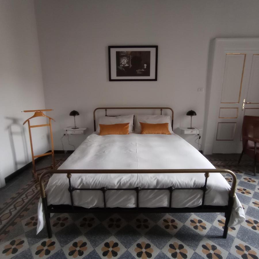 Hotel La Casa Nova à Naples Extérieur photo