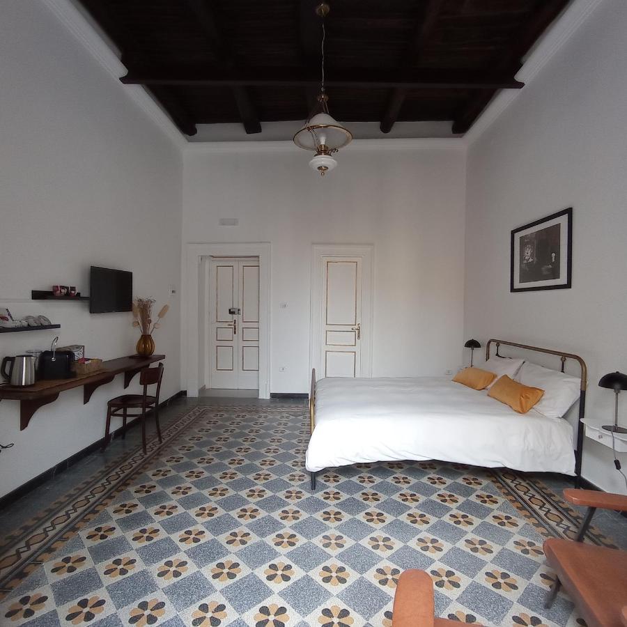 Hotel La Casa Nova à Naples Chambre photo